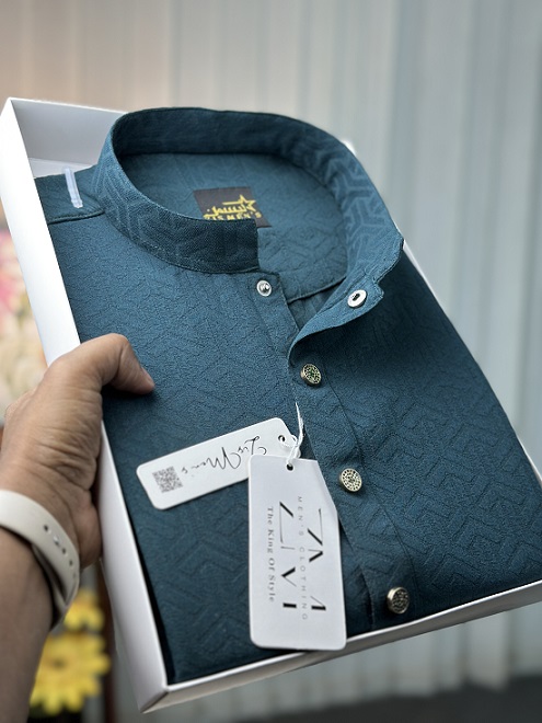 Rich Shade Off Bottle Green Code:BG001