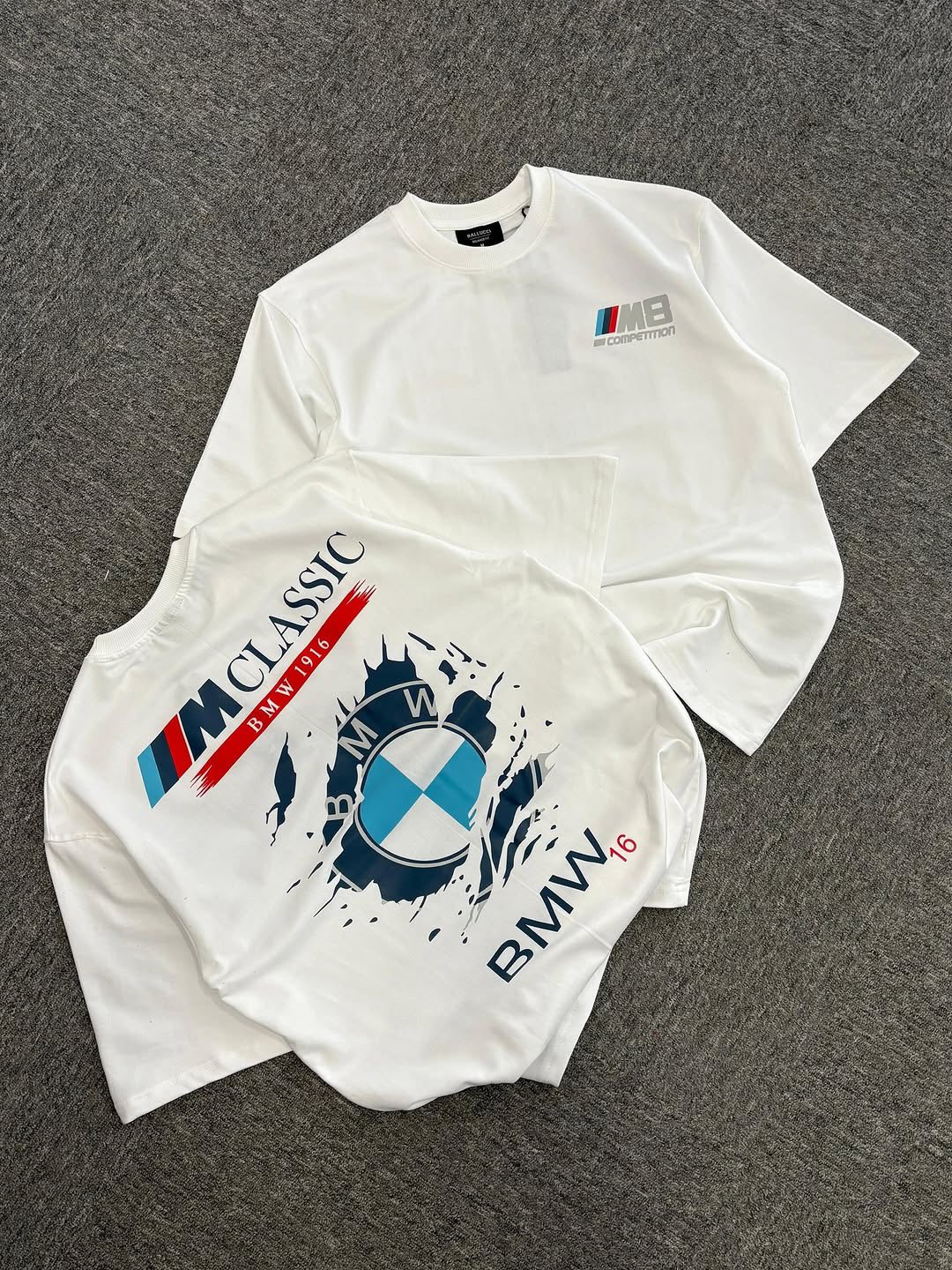 RELAXED VIBE OVERSIZED MOTORSPORT GRAPHIC T-SHIRTS WHITE